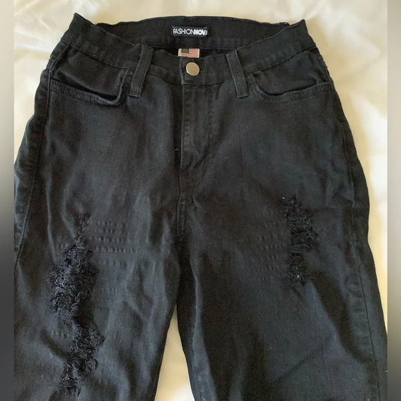 Fashion Nova Jeans - Picture 2 of 2